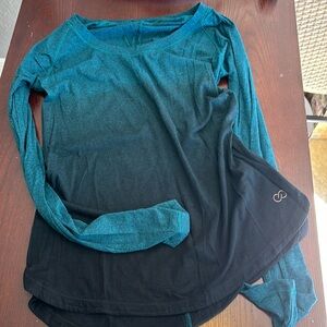 Calia by Carrie Underwoood long sleeve shirt. Medium